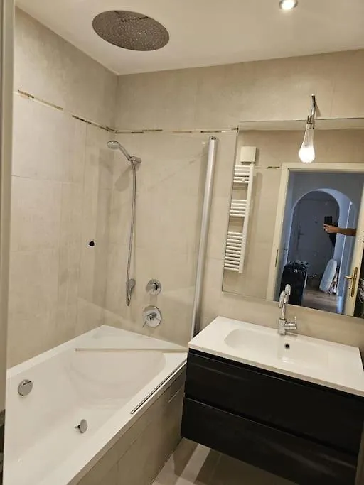 Bright, Comfy Flat, Top Location Munich 0*,